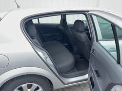 HOLDEN AH ASTRA CD HATCH   2007