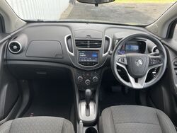 HOLDEN TJ TRAX LS   2015