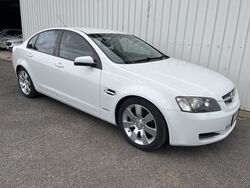 HOLDEN VE COMMODORE OMEGA SEDAN - 2010