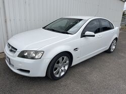 HOLDEN VE COMMODORE OMEGA SEDAN   2010