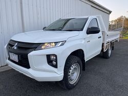 MITSUBISHI MR TRITON GLX 4WD SINGLE CAB TRAY   2019