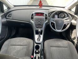 OPEL PJ ASTRA SPORTS TOURER   2012